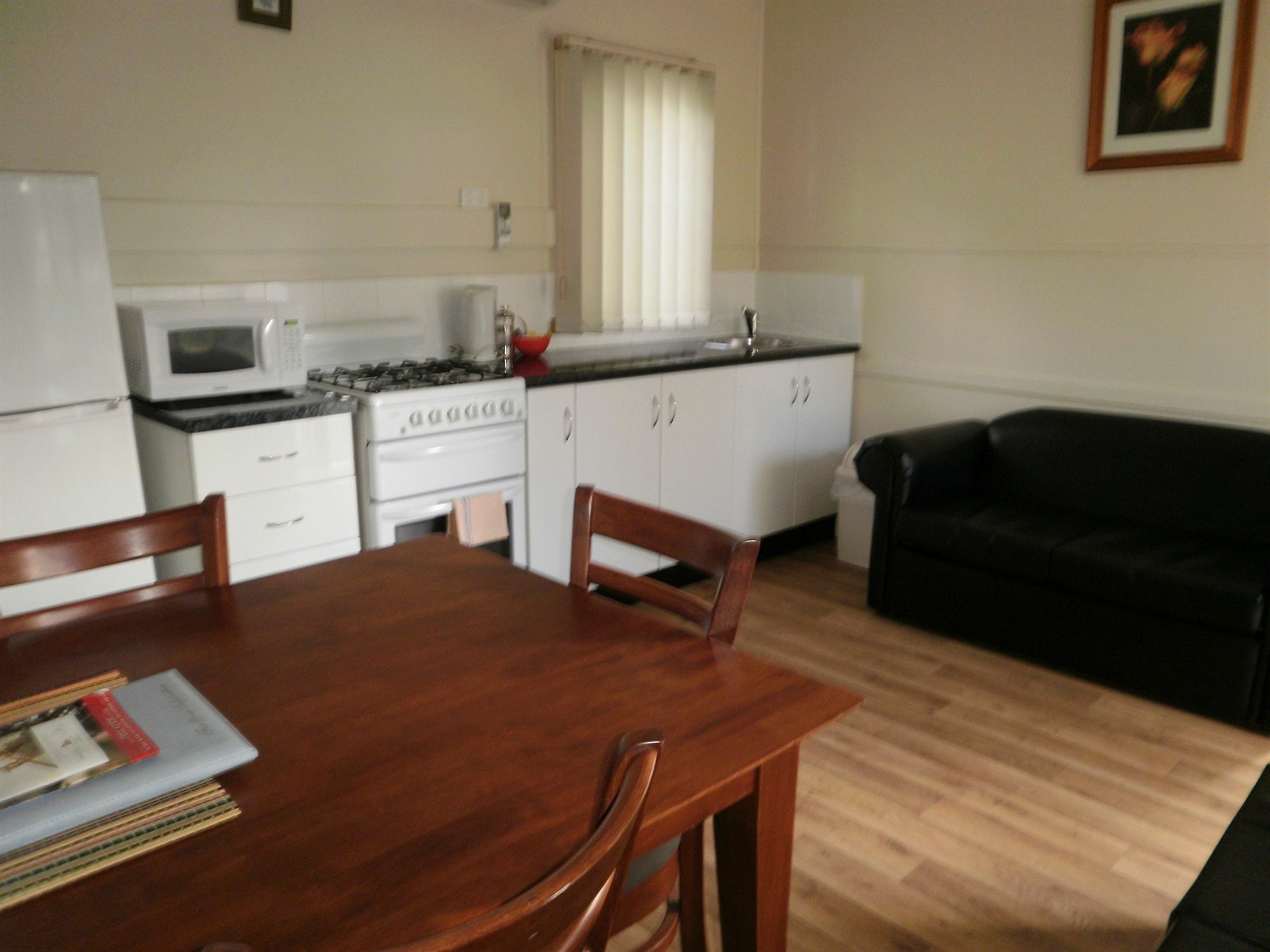 Kickback Cottages 엔트런스호수 외부 사진