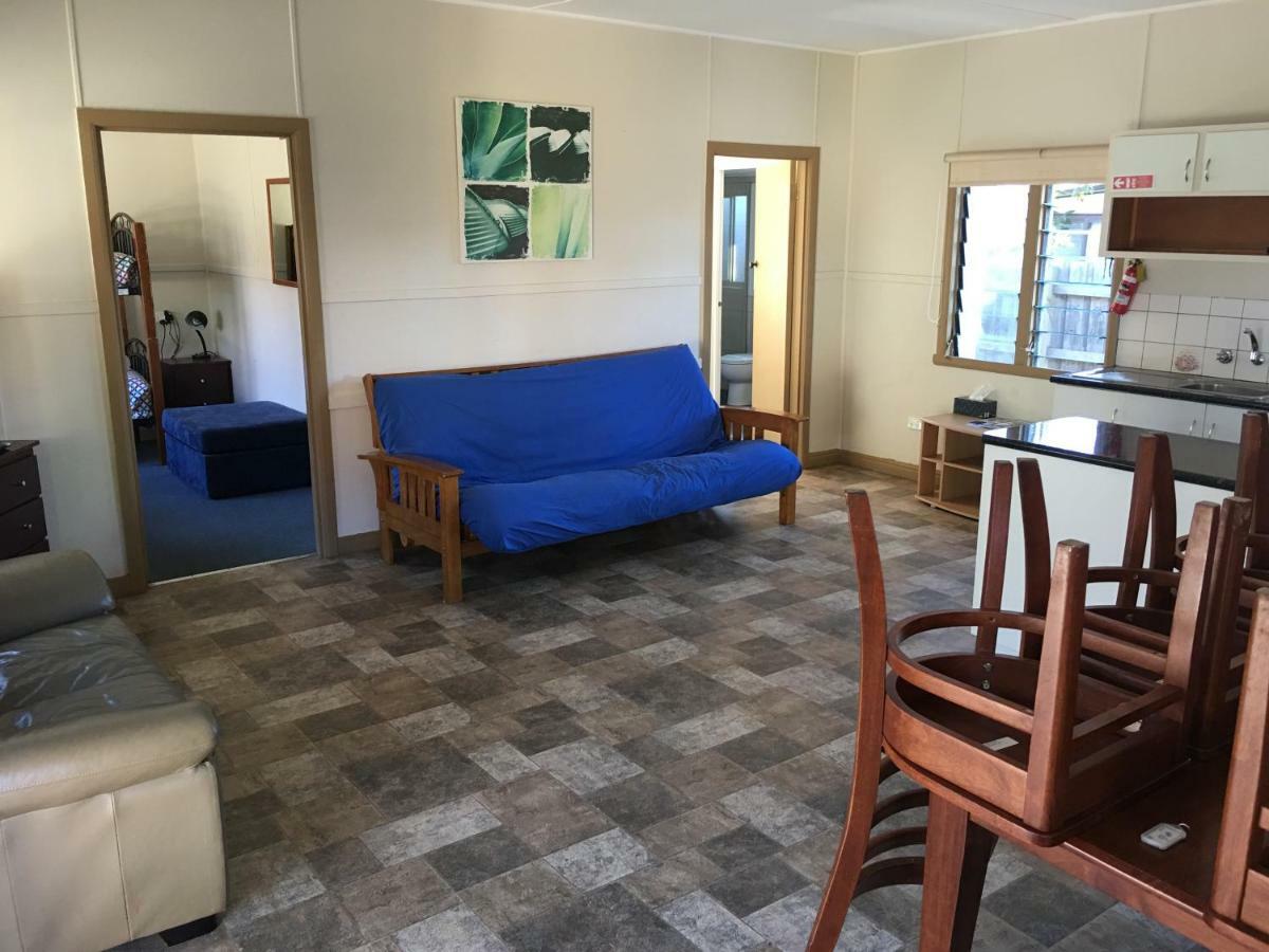 Kickback Cottages 엔트런스호수 외부 사진