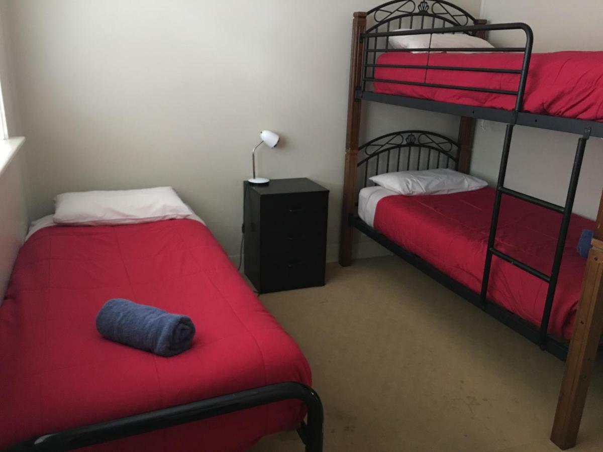 Kickback Cottages 엔트런스호수 외부 사진