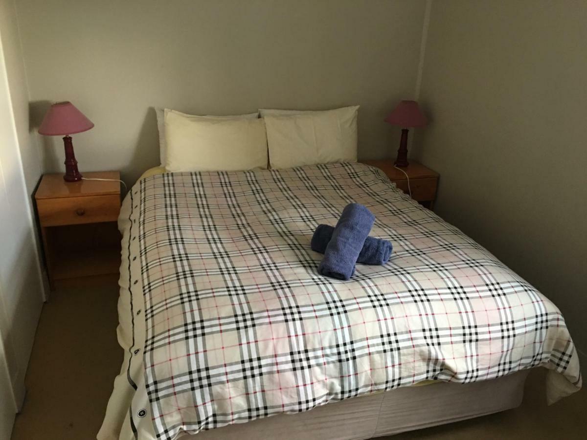 Kickback Cottages 엔트런스호수 외부 사진
